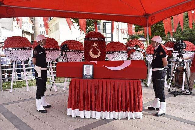 Polis Memuru Cemalcan Ev Son Yolculuğuna Uğurlandı