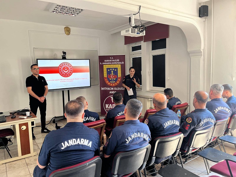 Burdur İl Jandarma Komutanlığı'nda Hizmet İçi Eğitim Gerçekleştirildi