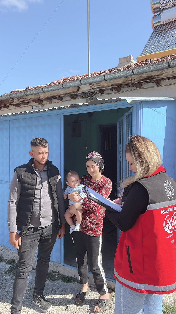 Afyonkarahisar Aile ve Sosyal Hizmetler İl Müdürlüğü Vatandaşları Evlerinde Ziyaret Ediyor