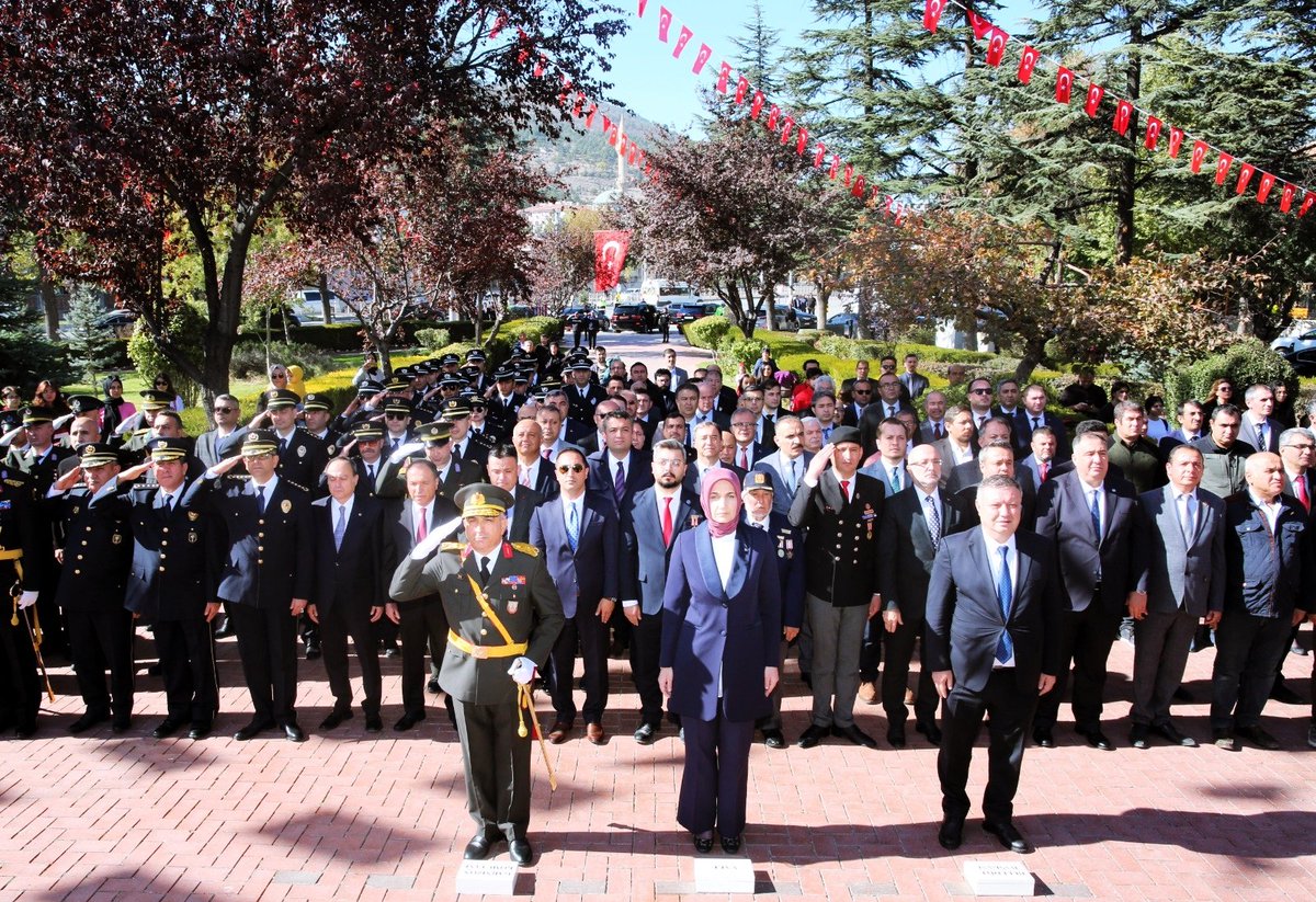 Afyonkarahisar'da Coşkulu Cumhuriyet Bayramı Kutlaması