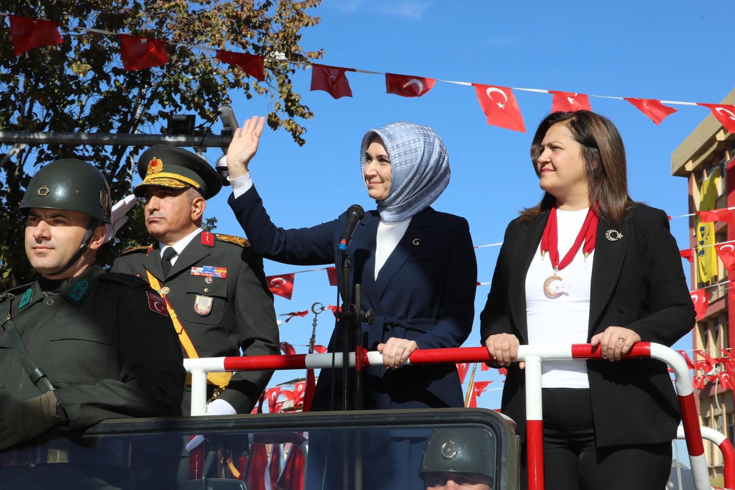 Afyonkarahisar'da Cumhuriyet Coşkusu