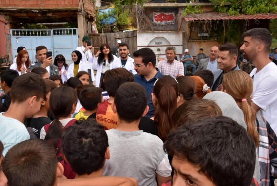 Kaymakam Harun Reşit Han, Çakırözü Köyünde İklim Turnesi Etkinliğine Katıldı