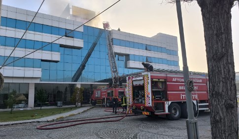 Afyonkarahisarda Çıkan Yangın Korku Yarattı.