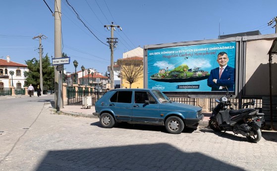 Başkan Koyuncu, Gurbetçi Hemşehrilerini Emirdağ'a Değer Katan Projeleri İle Karşılıyor