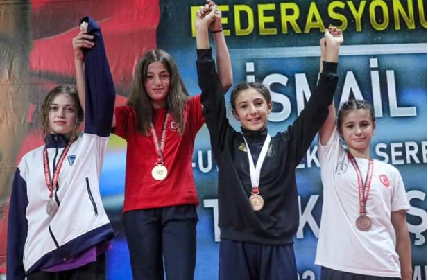 Taşoluk Belediye SK’dan U-13 Türkiye Güreş Şampiyonası’ndan Büyük Başarı