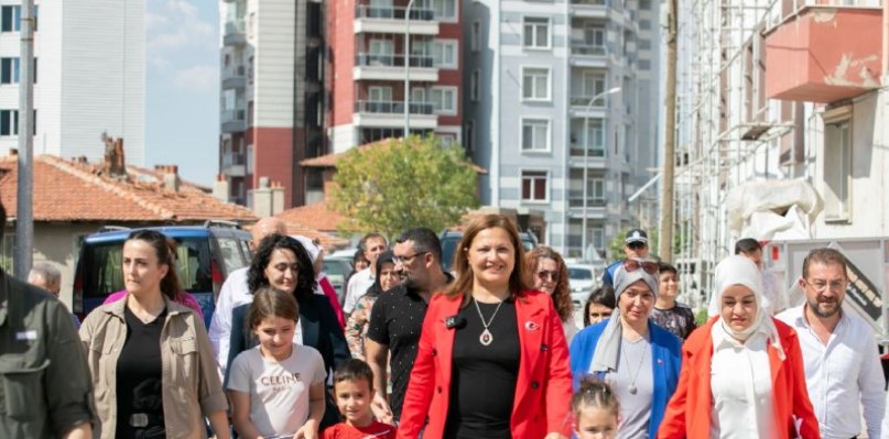 BELEDİYE BAŞKANIBURCU KÖKSAL  KAYADİBİ MAHALLE SAKİNLERİYLE BULUŞTU