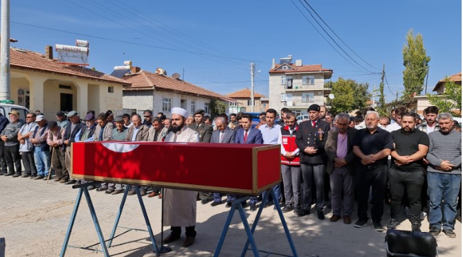 Kendi mezarını bir yıl önceden hazırlamış!