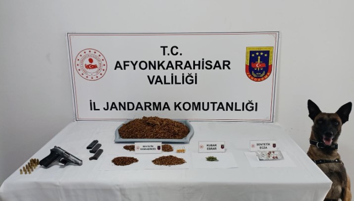 Afyonkarahisar’da Uyuşturucu Operasyonu: 762 Gram Bonzai Ele Geçirildi