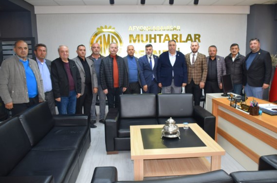 İYİ Parti Afyonkarahisar Teşkilatı, Muhtarlar Gününü Coşkuyla Kutladı