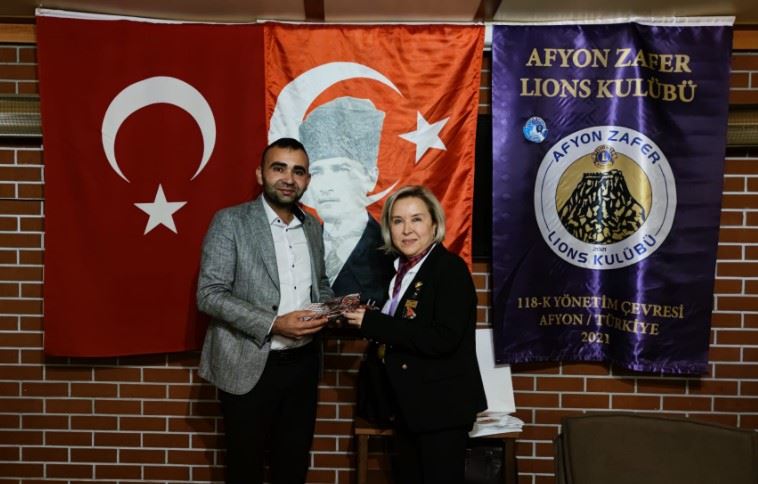 Afyon Zafer Lions Kulubü 24 yılın Öğretmenini belirledi