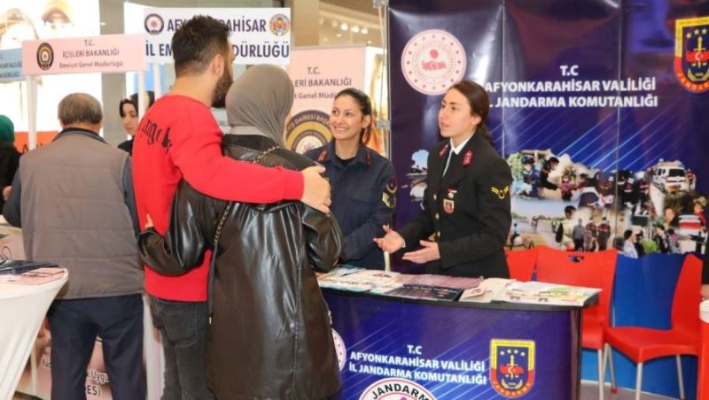 Jandarma'dan Kadına Şiddetle Mücadele etkinliği