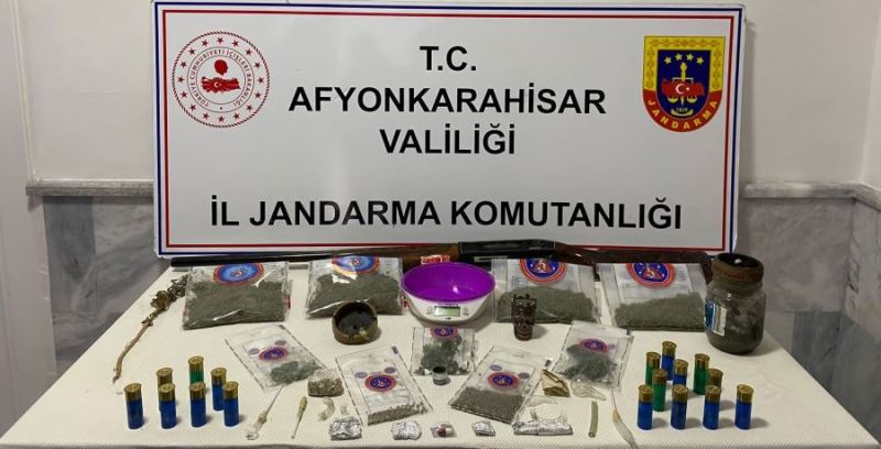 Jandarma'dan uyuşturucu operasyonu