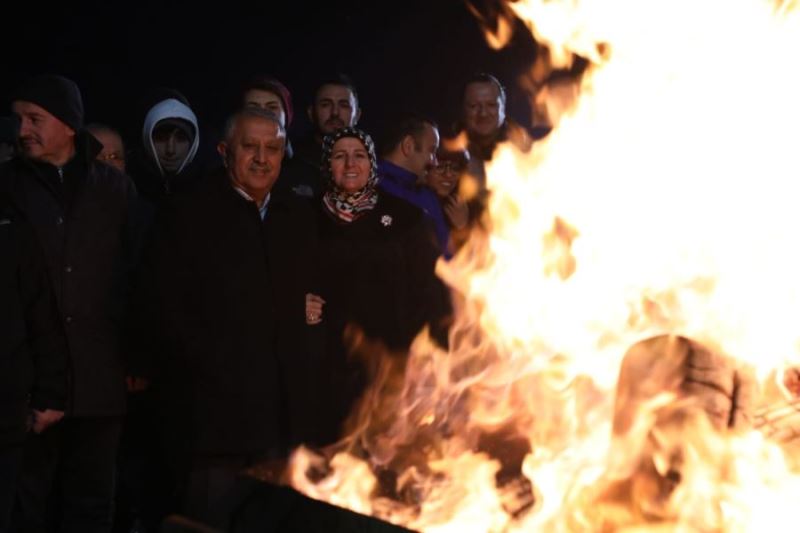 KaravanFest’te kamp ateşi yandı