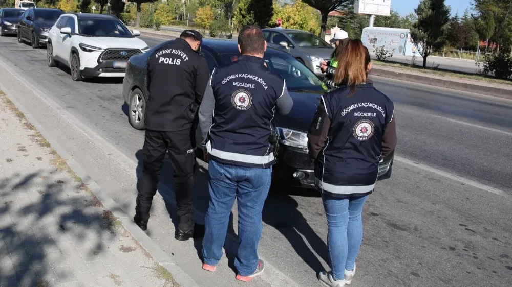 Afyon Emniyeti'nden yabancı uyruklulara ceza