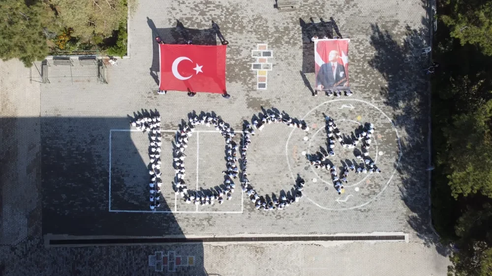 Afyon'daki öğrencilerden 100. yıla özel proje