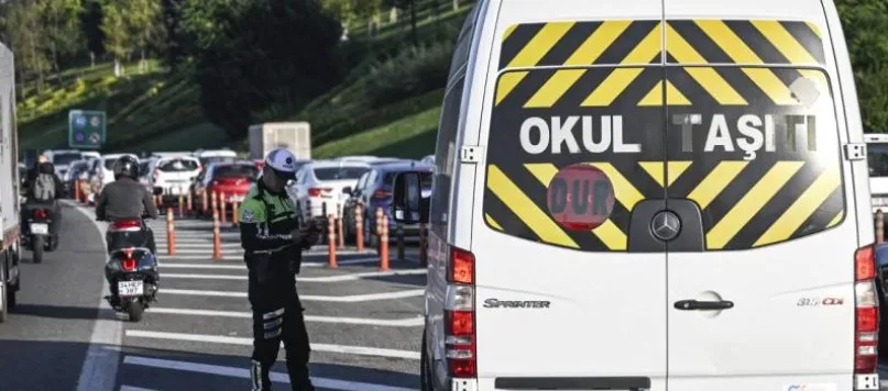 Polisin servis taşımacılığı araçlarına yönelik denetimleri yoğunlaştı