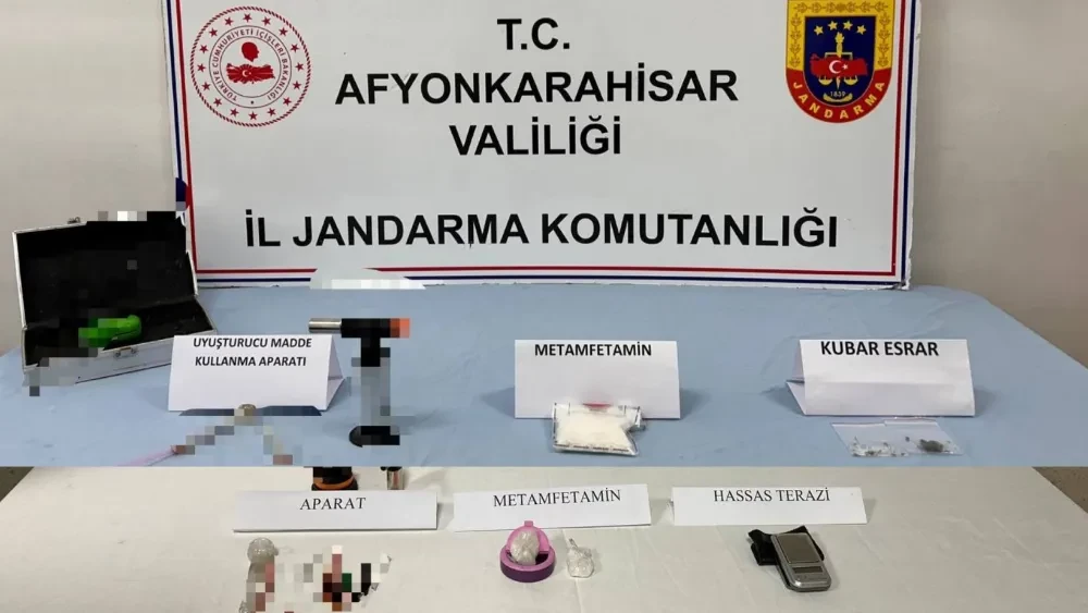 Jandarma Afyon'daki Şebekeyi Çökertti