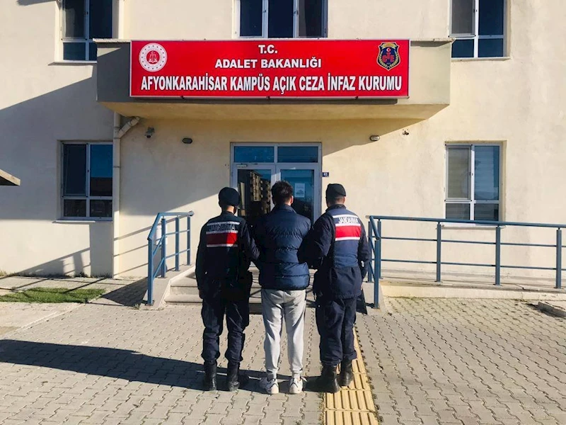 Afyonkarahisar Jandarma'nın Suç Araştırma Timi tarafından aranan şahıs yakalandı