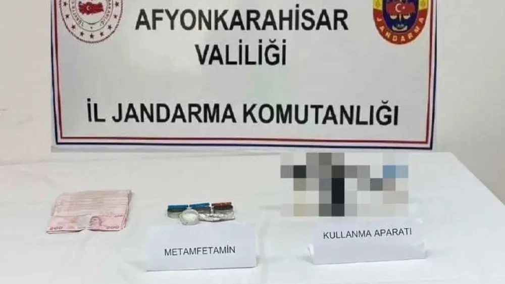 Sandıklı'da Operasyonu: Metamfetamin ve Kullanma Aparatları Ele Geçirildi