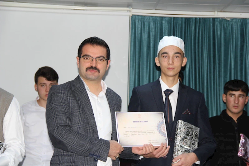 Afyonkarahisar Şehit Yasin Çubuk Anadolu İmam Hatip Lisesi'nde 