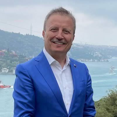 Mahmut Koçak, AK Parti'ye katıldi