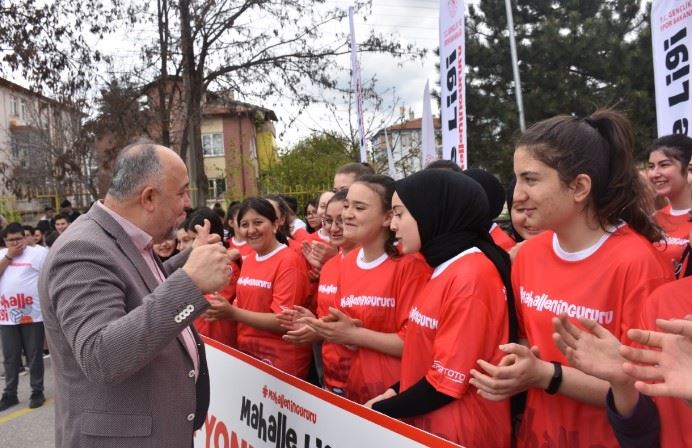 Afyonkarahisar’ı mahalle ligi heyecanı sardı