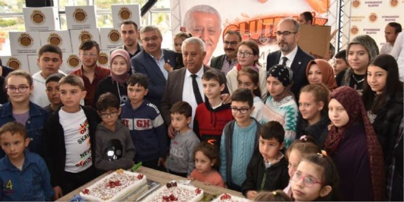 ZEYBEK BAŞKAN´DAN GLUTENSİZ KAHVALTI PROGRAMI