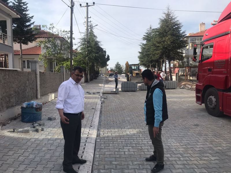 Belediye Başkanı Serkan Koyuncu Yol Yapım Çalışmalarını Yerinde İnceledi