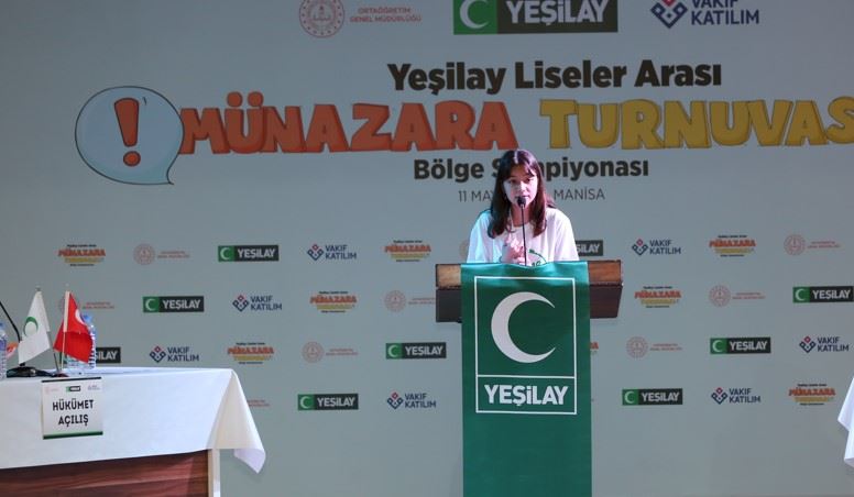 Yeşilay Liseler Arası Münazara Turnuvası düzenliyor