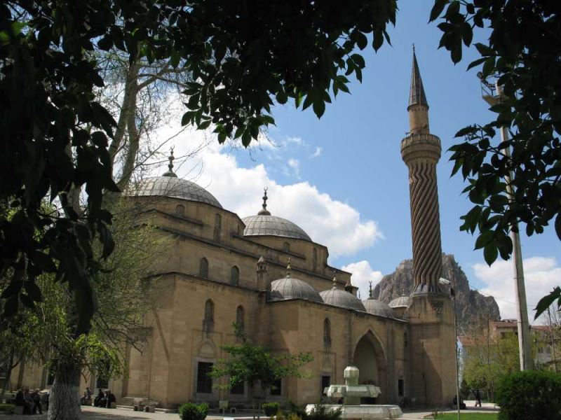 Afyonkarahisar'da Tarihi Değerleriyle Nefes Alanı: Gedik Ahmet Paşa Camisi