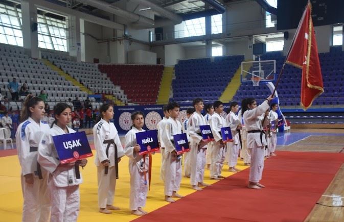 ANALİG Judo Grup Birinciliği Müsabakaları Açılış Seremonisiyle Başladı