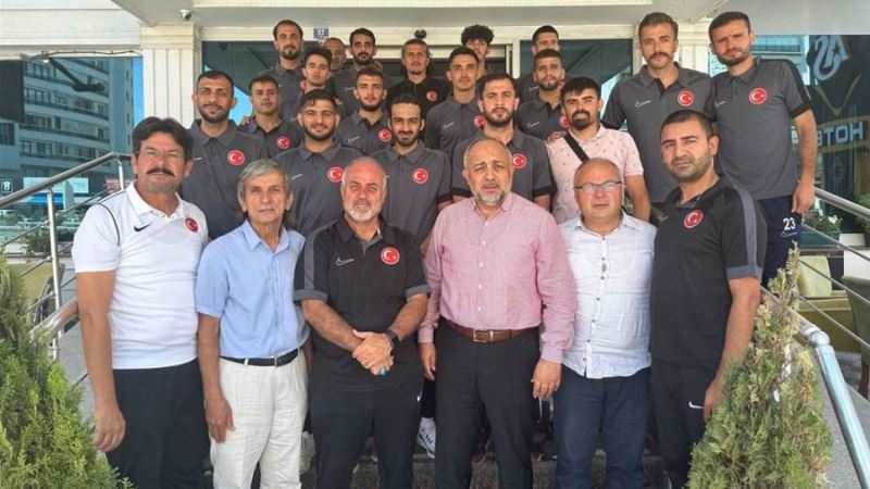 Milli Takım futbolcuları Afyonkarahisar'da