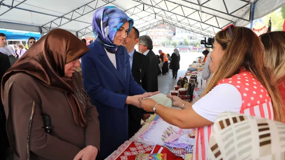 Marifetli Hanımlar Pazarı Afyonkarahisar'da Kez Açıldı