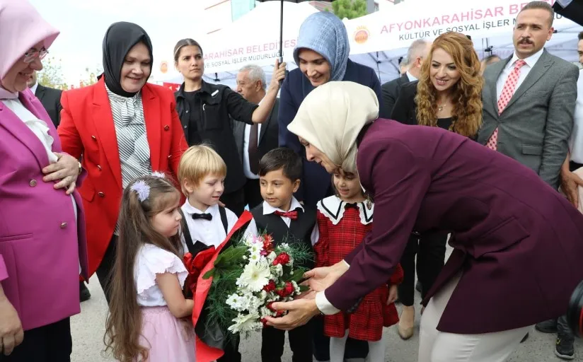 AFYONKARAHİSAR BELEDİYESİ ANAOKULU VE KREŞ AÇILDI