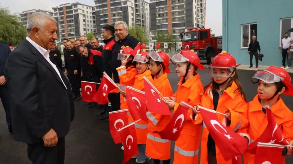 Afyonkarahisar'a Yeni İtfaiye İstasyonu: Celal Ketencioğlu 2. İtfaiye İstasyonu Açıldı