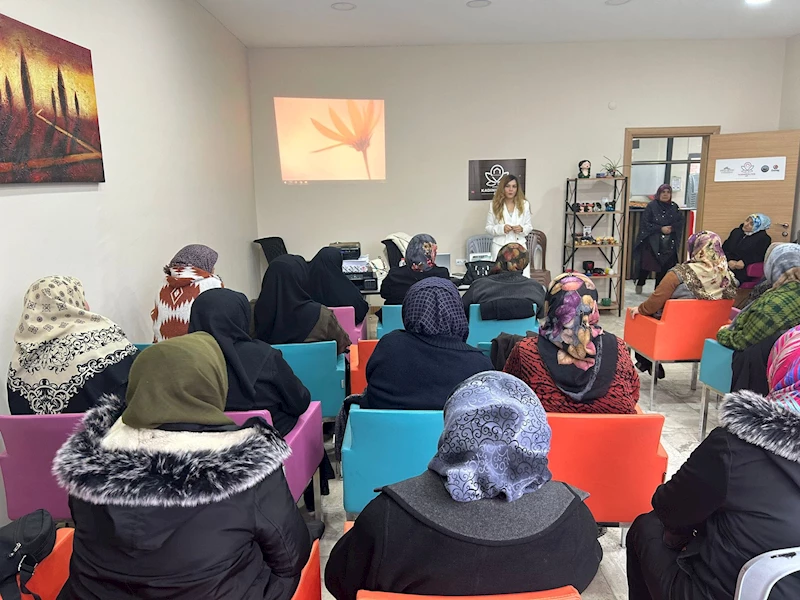 Emirdağ Kadın Kültür Evi'nde Kadınlara Sağlık Hizmeti ve Seminer Verildi