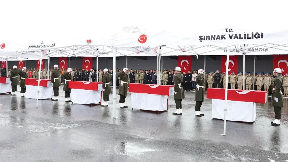 Pençe-Kilit Şehitlerimiz İçin Şırnak'ta Tören Düzenlendi