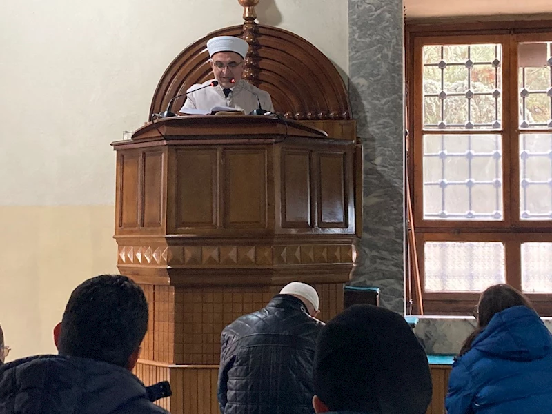 Afyonkarahisar İmaret Camii'nde Her Pazartesi Gerçekleşen Hadis Dersleri İlgi Görüyor