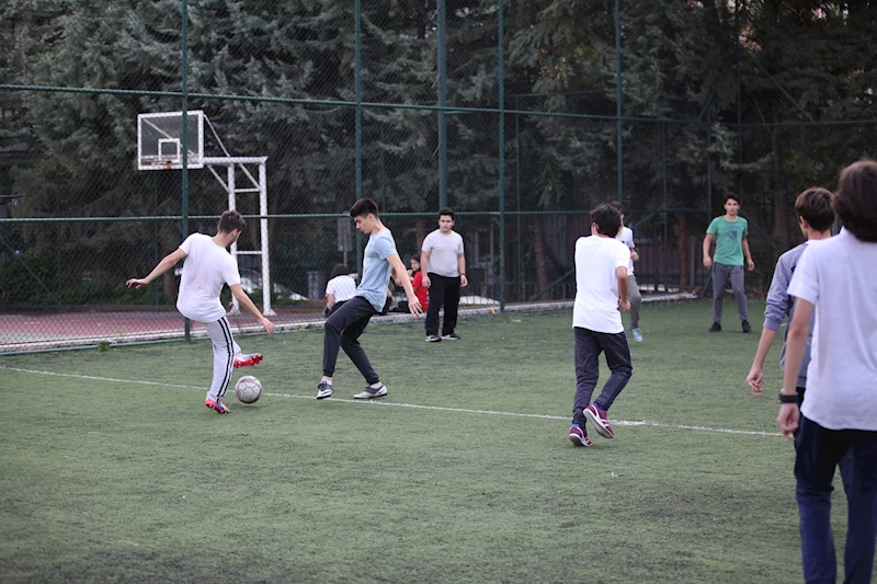 Milli Eğitim Bakanlığı 'Futbol Gelişim Projesi' ile Gençleri Spora Teşvik Ediyor