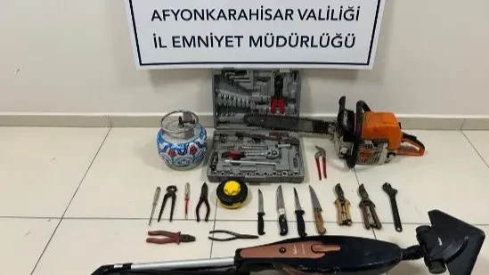 Afyon'da 4 Ayrı Yerde Hırsızlık: Şüpheliler Yakalandı