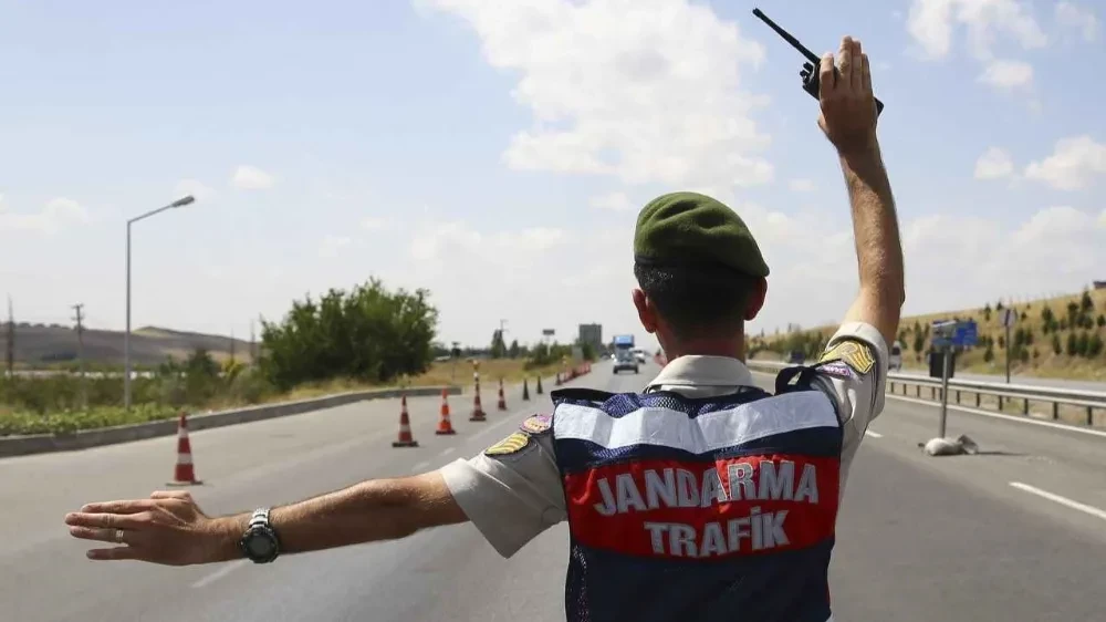 Afyon'da 2 Kaçak Yakalandı