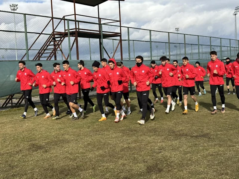 HES İlaç Afyonspor, Serik Belediyespor maçı öncesi yoğun tempoda hazırlanıyor.