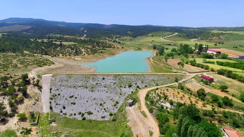 Dinar Pınarlı Göleti Yenilenerek Sulama Sistemi Güçlendirildi