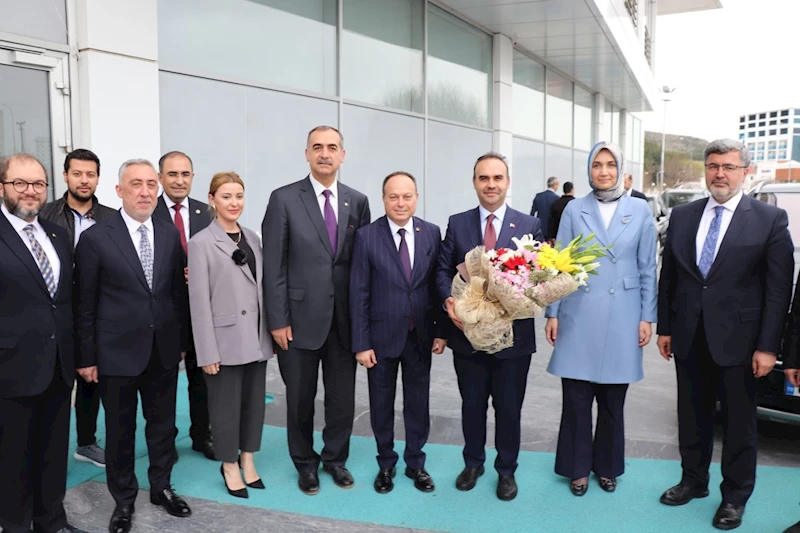 Sanayi ve Teknoloji Bakanı, Afyonkarahisar'da İş Dünyası ile Buluştu