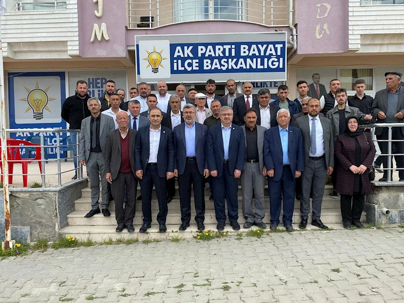 Ak Parti Afyonkarahisar İl Teşkilatı Yerel Kültür ve Birliği Bayat'ta Vurguladı