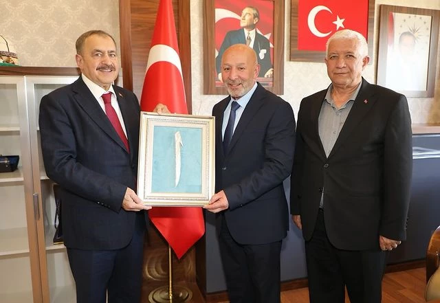 Afyonkarahisar'da Yerel Parti Teşkilatı İl Genel Meclisi Başkanını Ziyaret Etti