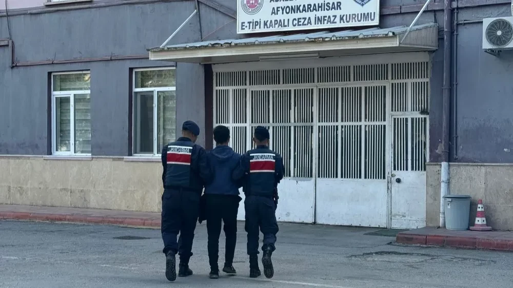 Afyonkarahisar'da Firari Şahıs Jandarma Tarafından Yakalandı