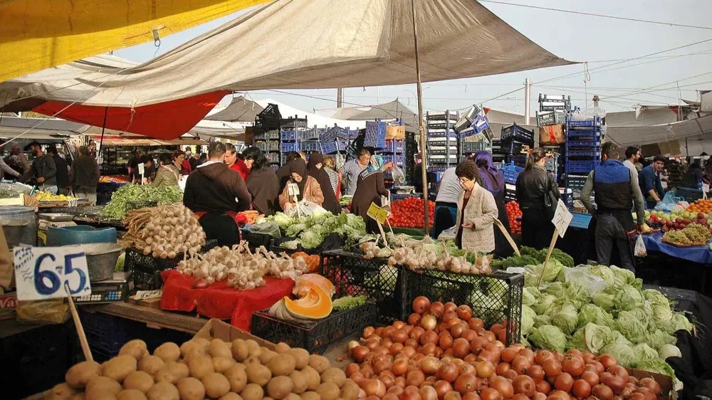 Afyonkarahisar'da Bayramda Hangi Pazarlar Açık Olacak