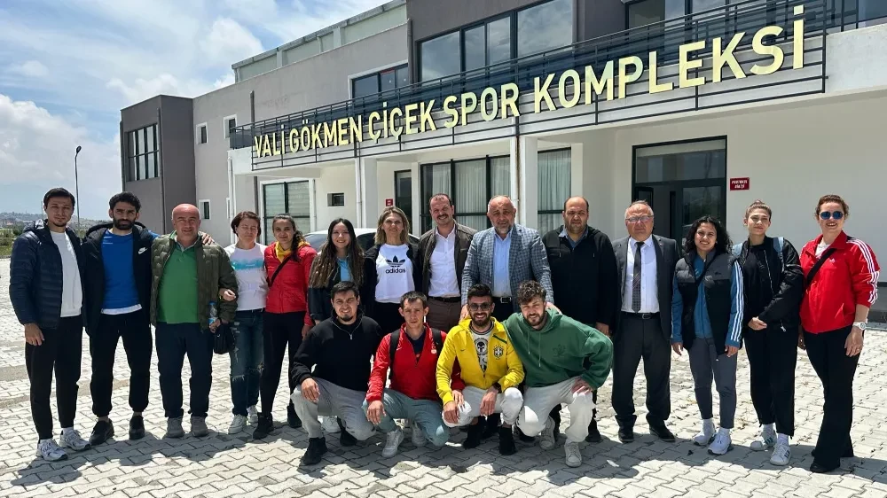 Afyonkarahisar'da Genç Sporcular Kasapoğlu ile Bir Arada