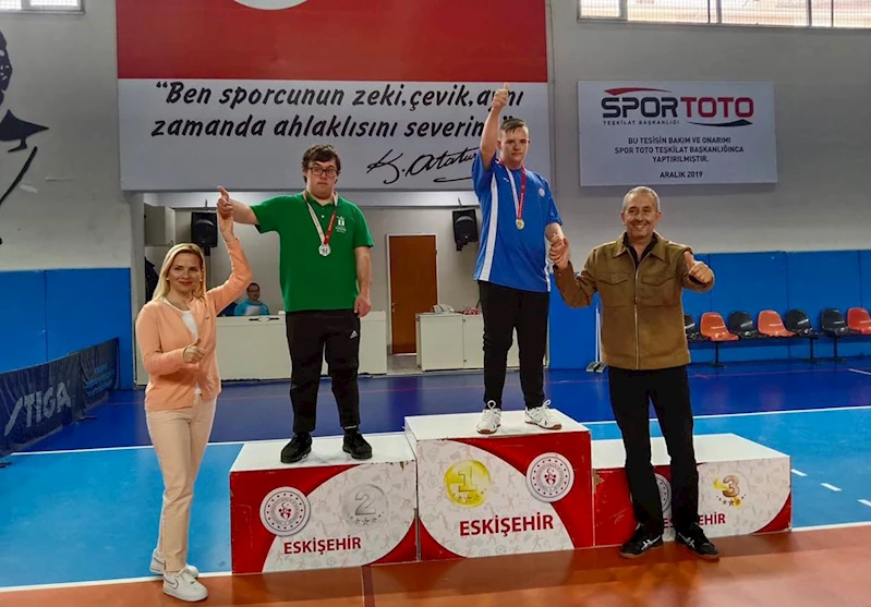 Özel Sporcular Şampiyonada Büyük Başarı Elde Etti